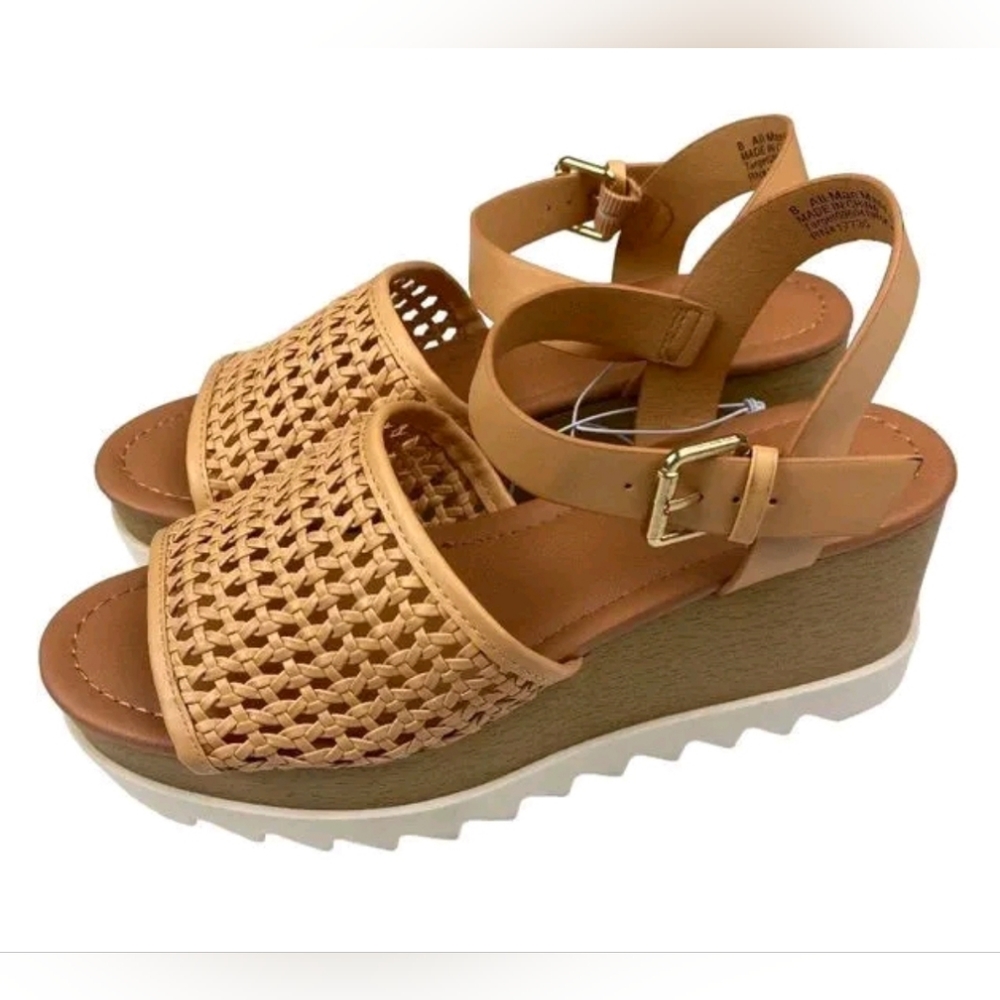*Women's Alba Platform Heels, Universal Thread, Tan, Size 8